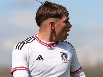 Dejó Colo-Colo gratis: Fidel Tourn da importante salto y ficha por club de la Primera División Argentina