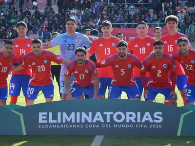 «Lo van a jubilar»: Hinchas arremeten contra canterano de Colo-Colo por el duelo ante Bolivia