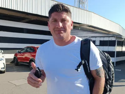 «No les va a pesar»: Miguel Aceval se la juega con dos promesas de la cantera de Colo-Colo para la Selección Chilena