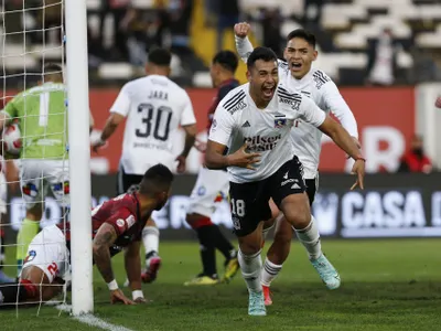 Locura Alba: Colo-Colo triunfa sobre Antofagasta