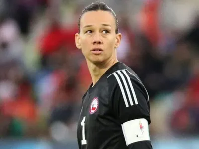 Sorpresa total: Christiane Endler anunció su retiro de La Roja femenina tras el triunfo sobre Estados Unidos