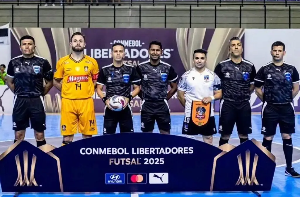 Colo-Colo cayó por 6-1 frente a Magnus.
