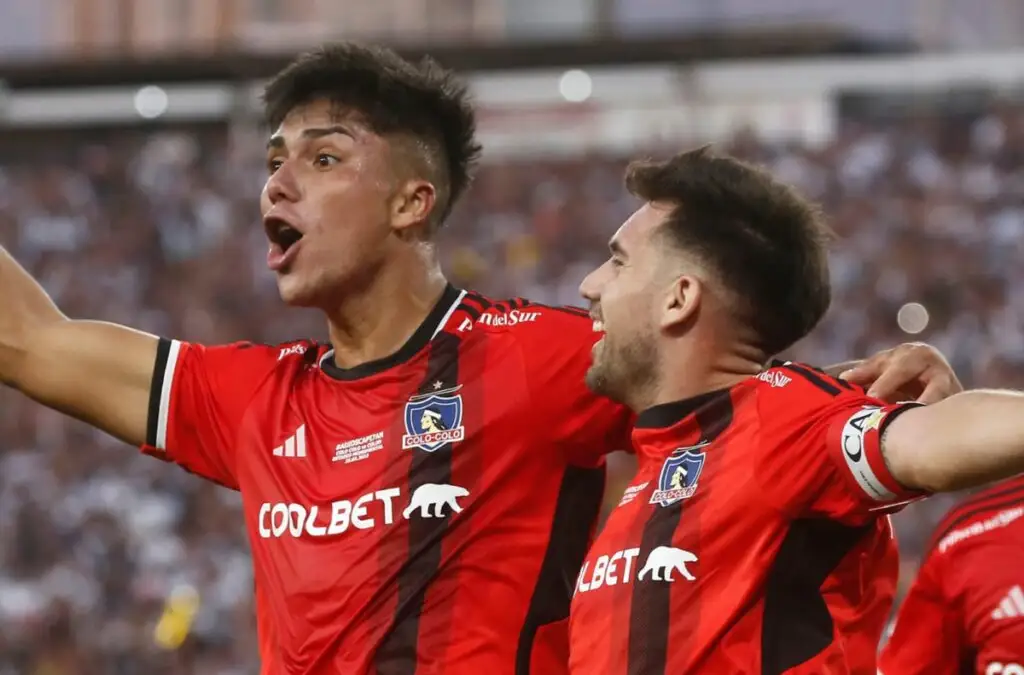 Damián Pizarro en su primer año en Colo-Colo anotó siete goles.