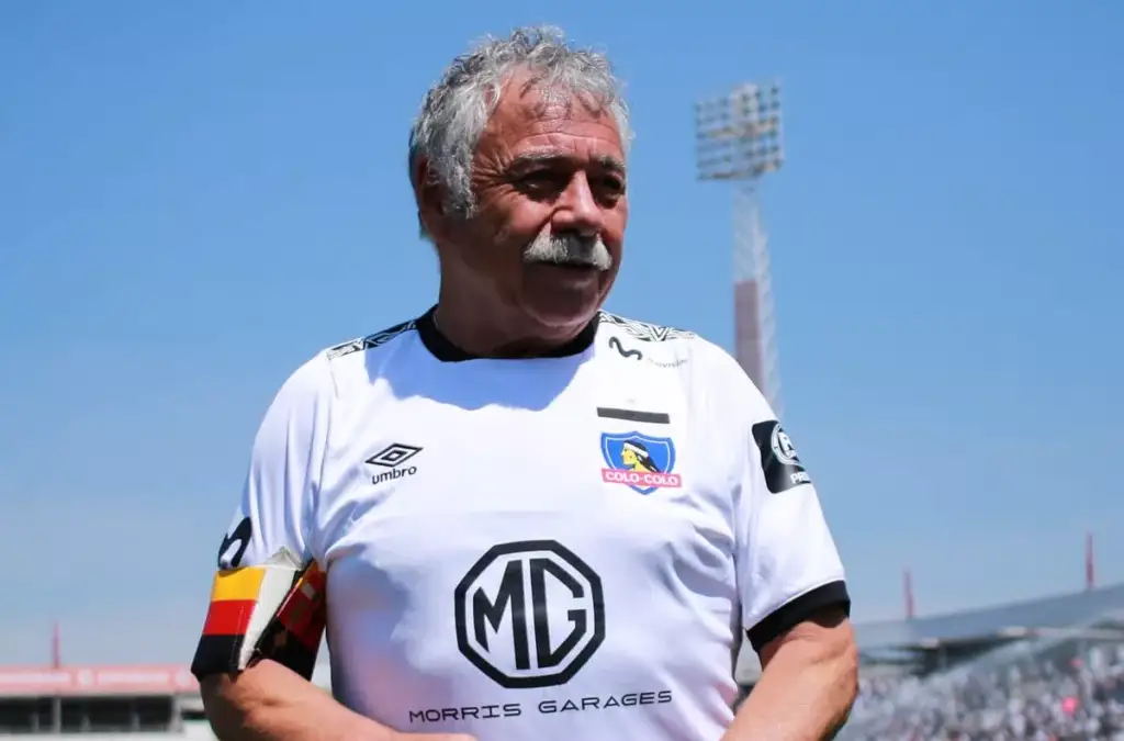 Carlos Caszely pidió contratar cuatro refuerzos para la temporada 2024 de Colo-Colo.