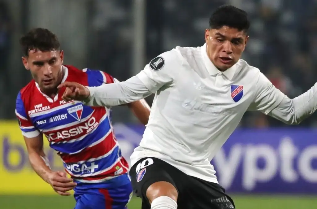 Colo-Colo visitará a Fortaleza en un importante partido de Copa Libertadores.