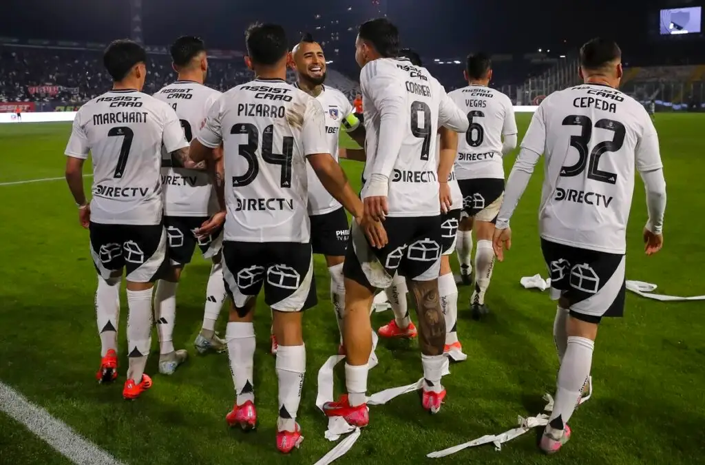 Varios jugadores de Colo-Colo están siendo seguidos desde el extranjero.