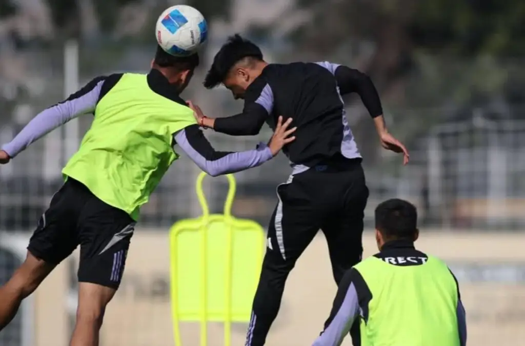 Colo-Colo tuvo su último entrenamiento antes de enfrentar a Unión Española.