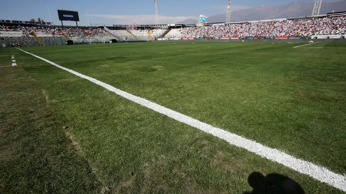La cancha del Estadio Monumental no estará en buenas condiciones.