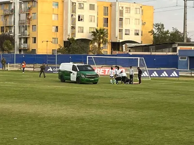 Vergüenza total: Redes sociales explotan tras no existir ambulancia en el CDA para asistir a Javiera Grez