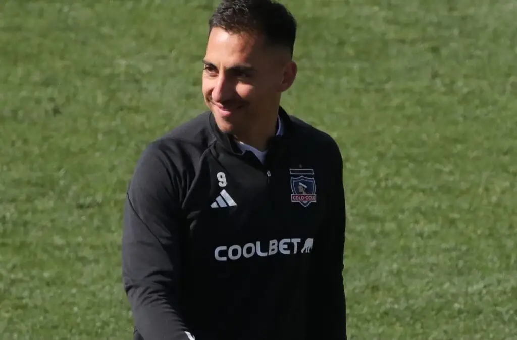 Javier Correa sería titular frente a Universidad de Chile.