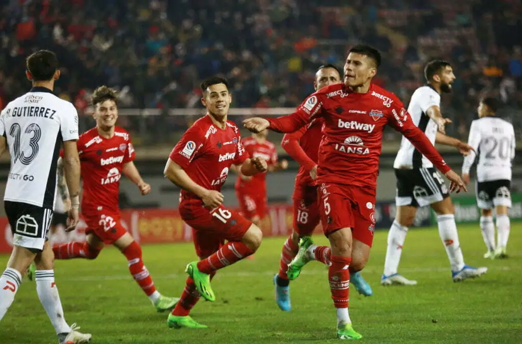 Ñublense que convirtió en la «bestia negra» de Colo-Colo en los últimos años.