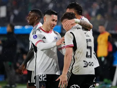 ¿Prepara su adiós? Aseguran que desde Argentina vendrían por resistido jugador de Colo-Colo