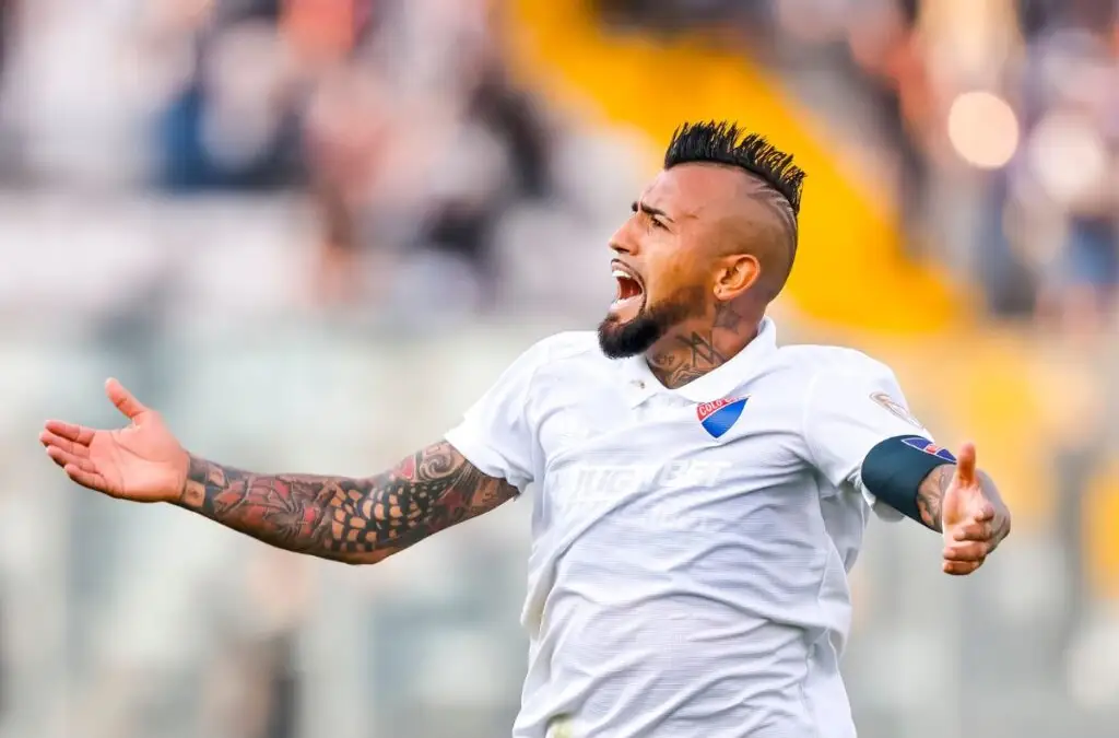 Arturo Vidal es el mejor pagado del plantel de Colo-Colo.