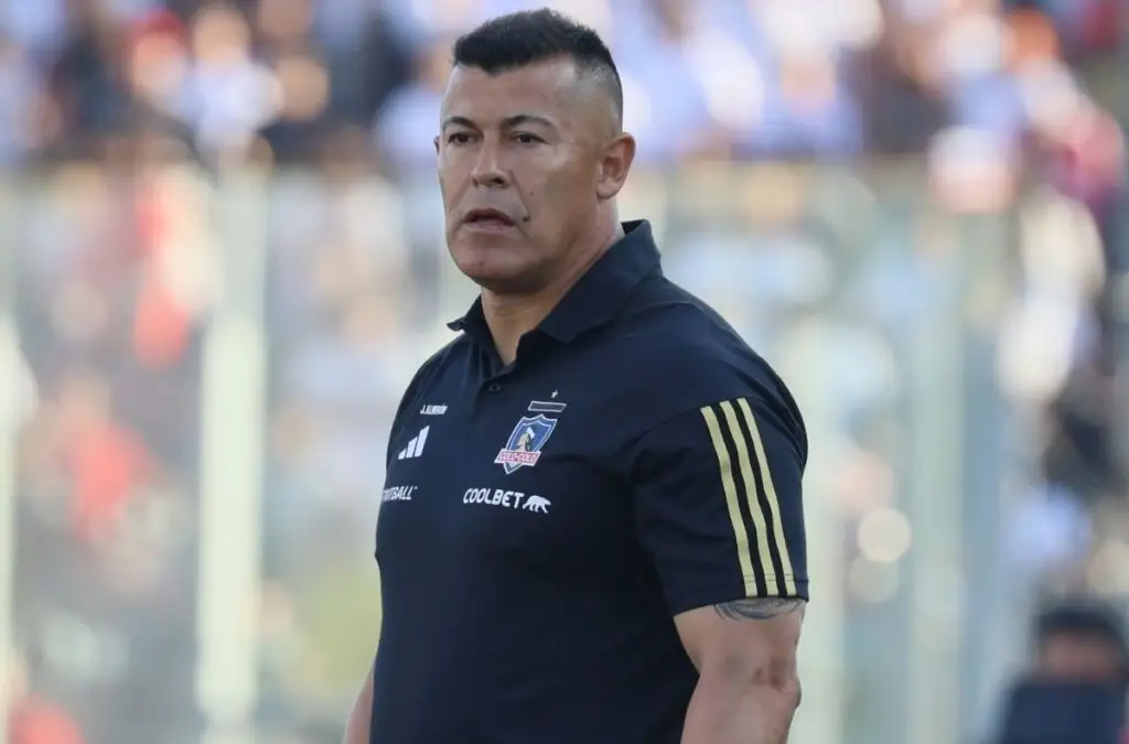 La U tendría una prueba contundente sobre Jorge Almirón.