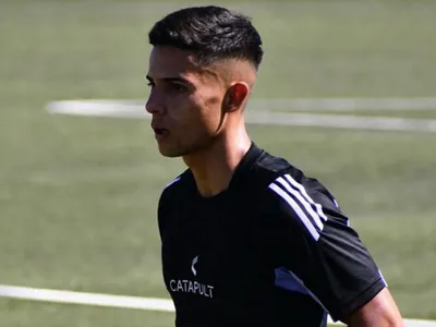 Esteban Barraza: La promesa que dejó Universidad Católica para cumplir su sueño de jugar en Colo-Colo
