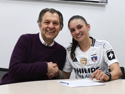 Tras el arribo de Isidora Olave: La decisión que tomó Colo-Colo Femenino con el mercado de fichajes