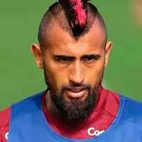 Filtraron los nombres: Afirman que 4 directivos de Colo-Colo se oponen al regreso de Arturo Vidal