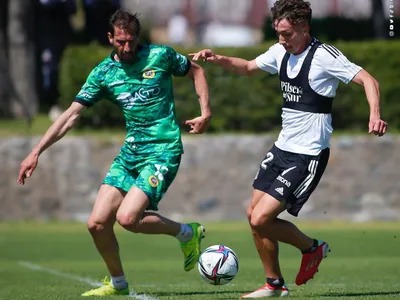 Luciano Arriagada la rompe en amistoso de Colo-Colo frente a Lautaro Buin
