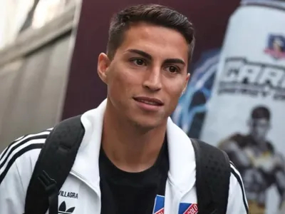 ¿Central o contención? Jorge Almirón aclara en qué posición tiene considerado a Jonathan Villagra