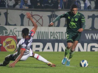 [Video] Qué calidad: El golazo de Felipe Flores que acerca a Magallanes a Primera División