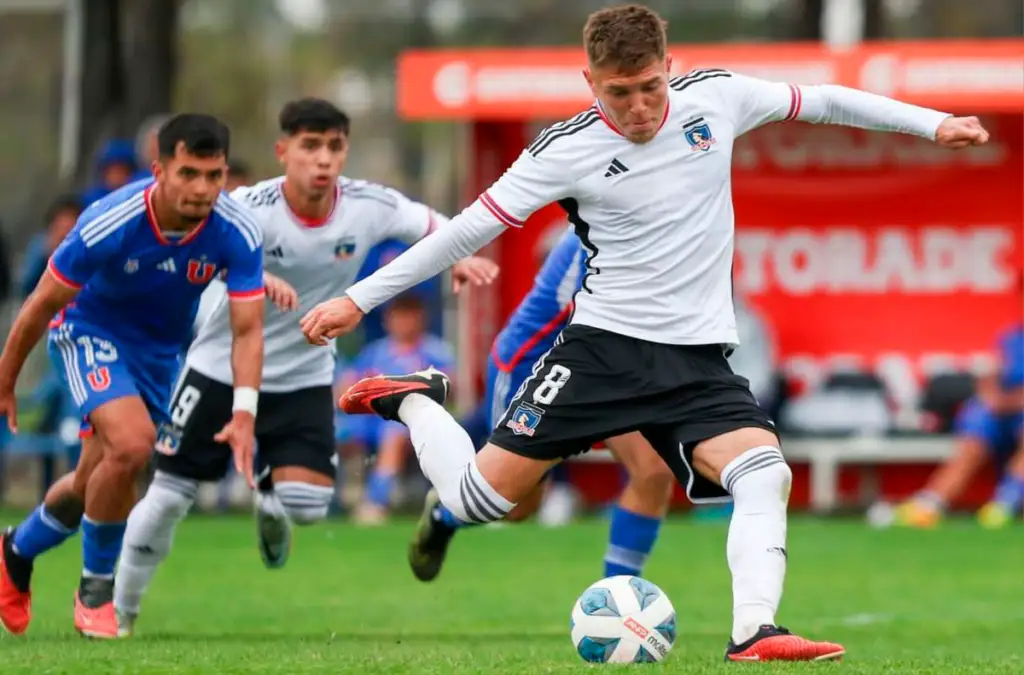Lucas Soto fue una de las grandes figuras de Colo-Colo ante Universidad de Chile.