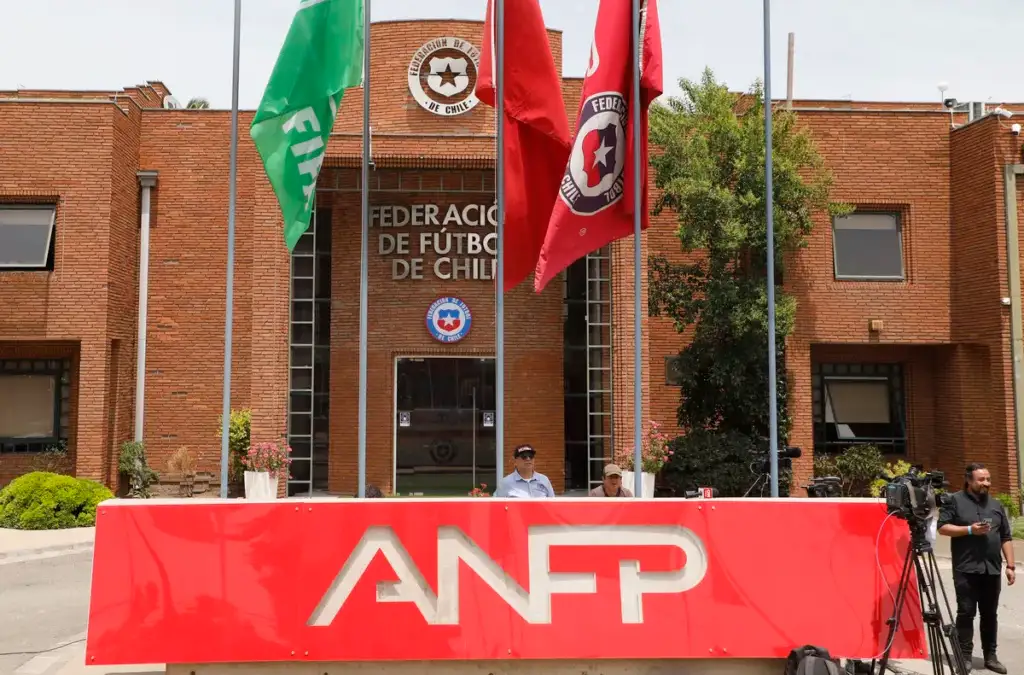 Tribunal de Disciplina de ANFP entregará este miércoles 6 de noviembre el fallo por la denuncia contra Colo-Colo.