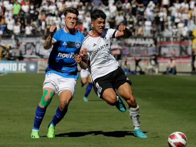 «Es el 9 que la selección necesita»: Hinchas de Colo Colo deliran con la potencia de Damián Pizarro