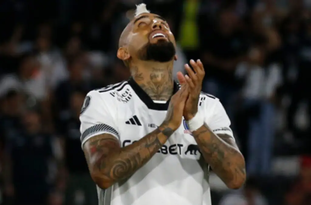 Arturo Vidal no vive un buen presente en Colo-Colo.