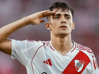 [VIDEO] Se viste de héroe: Pablo Solari se luce con doblete y pone en ventaja a River Plate