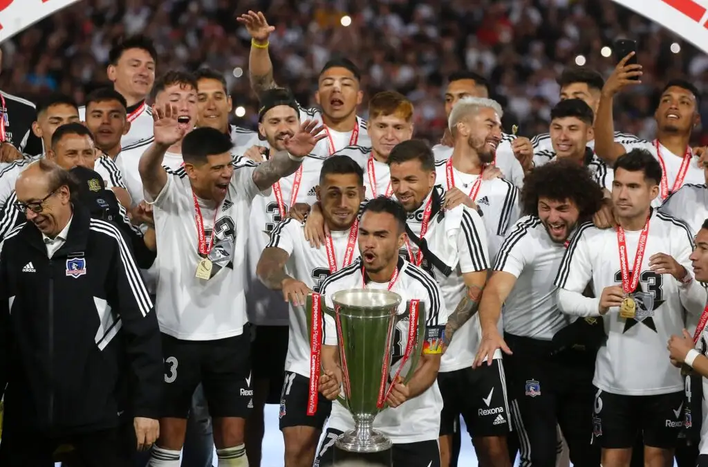Colo-Colo podría levantar un nuevo título del Campeonato Nacional.