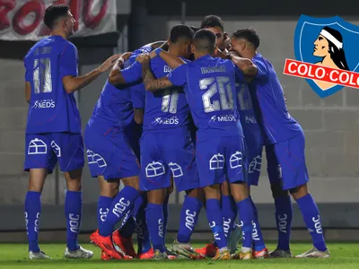 Afirman que dos jugadores de la U fueron invitados a celebrar el Centenario de Colo-Colo: Uno aceptó