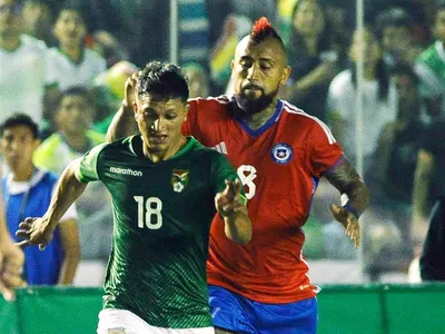 Hinchas piden a figura de la selección boliviana como refuerzo albo: «¿No querrá darse una vuelta por Colo-Colo?»