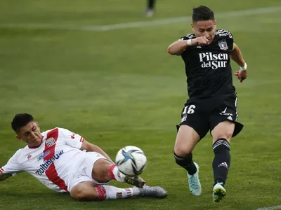 Atención, albos y albas: Gustavo Quinteros definió el once titular para enfrentar a Curicó
