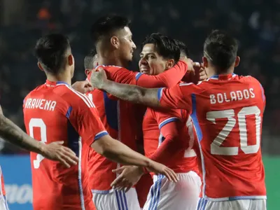 Hinchas llenan de críticas a Marcos Bolados por su partido con La Roja: «Me haces sufrir en Colo-Colo y en la Selección»