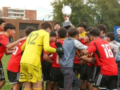 Lo llevamos en la sangre: Colo-Colo vence a la UC se corona campeón del Torneo Sub-13