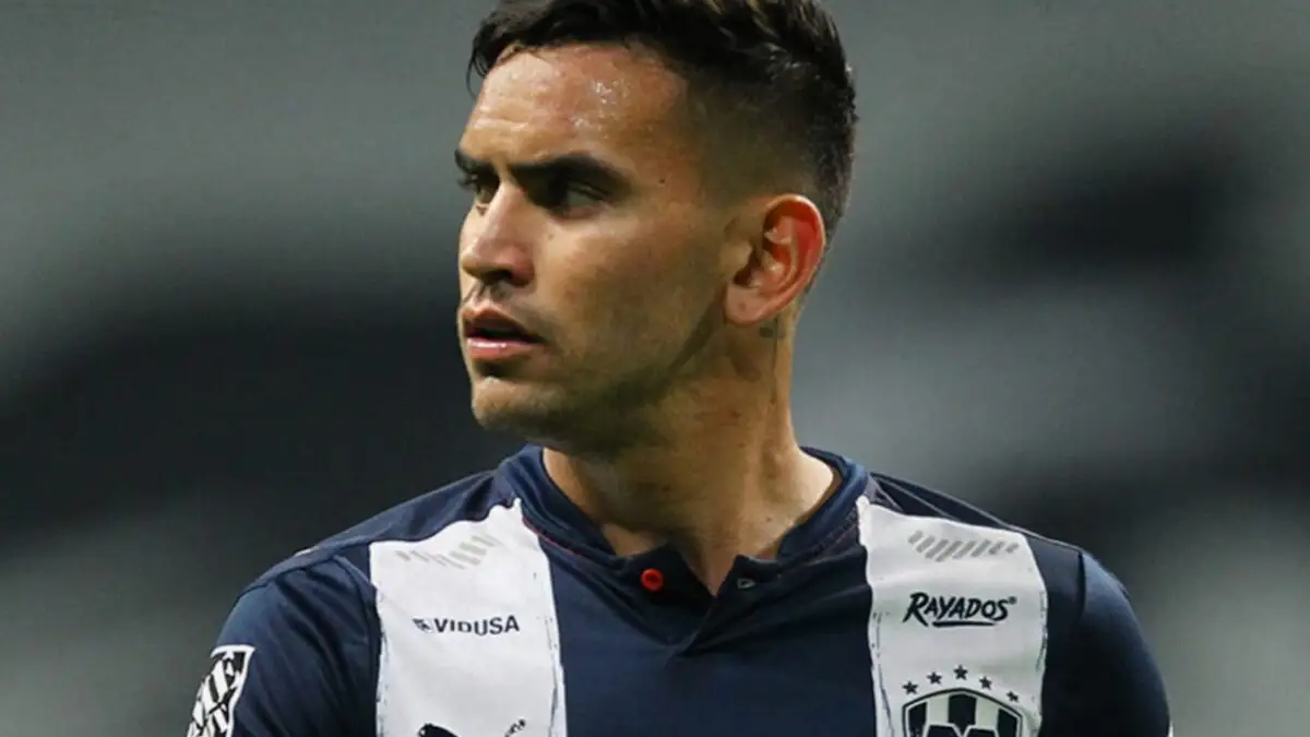 Sebastián Vegas está en la órbita de Colo-Colo como defensor central zurdo.
