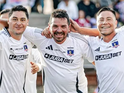«La pasión sigue intacta»: El emotivo video de Héctor Tapia tras volver a Colo-Colo con la Gira Centenario