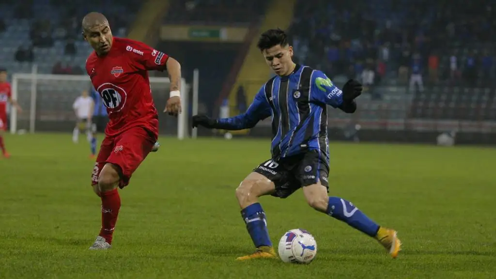 Víctor Dávlla en Huachipato el 2015.