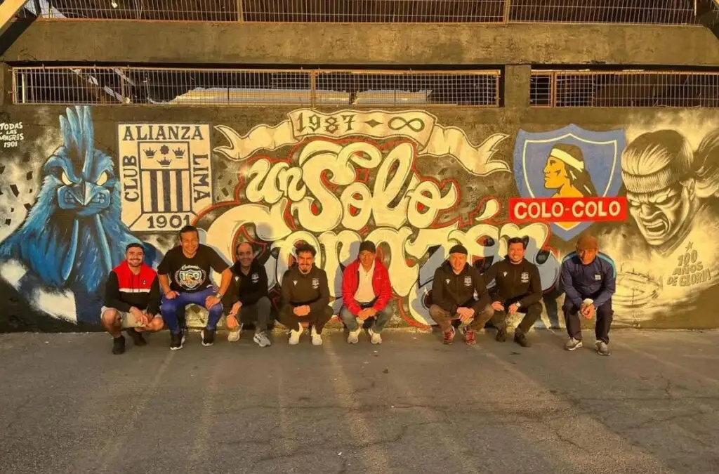 Mural Alianza Lima y Colo-Colo.