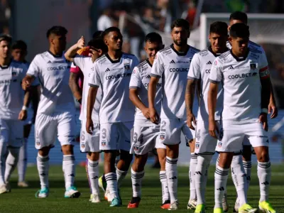 Destrozan rendimiento de jugador de Colo-Colo y le muestran la puerta de salida: «No da soluciones»