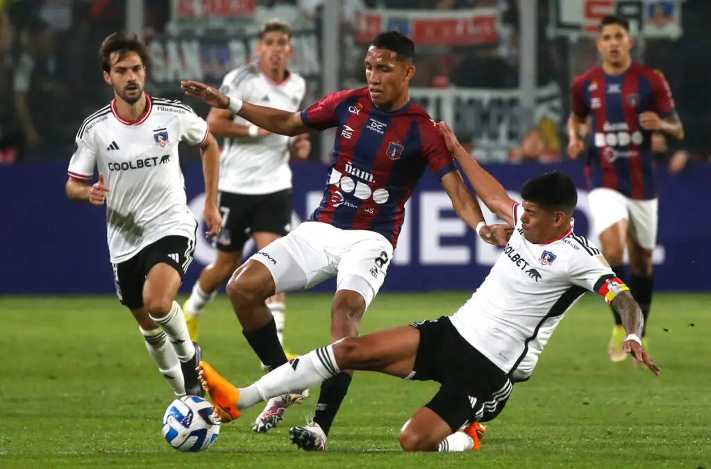 Colo-Colo deberá buscar la victoria ante Monagas para seguir soñando en Copa Libertadores.