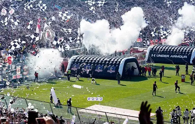 La hinchada de Colo-Colo espera darle un gran recibimiento a Colo-Colo ante la U.