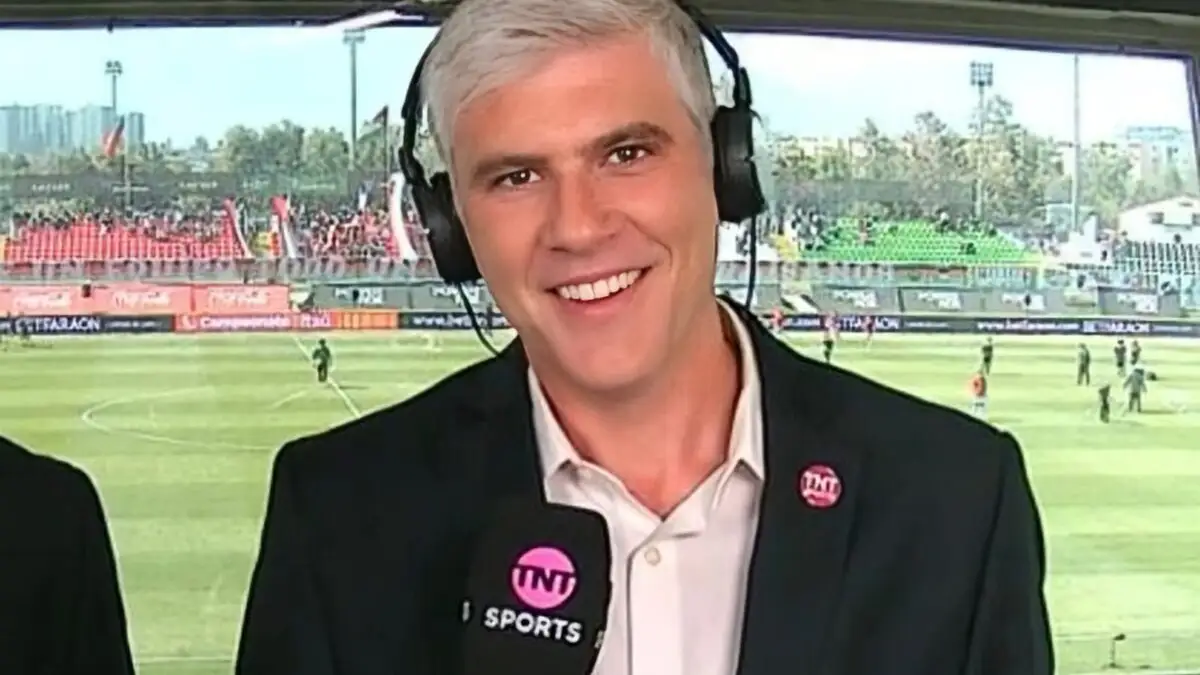 Manuel de Tezanos en una transmisión de TNT Sports.