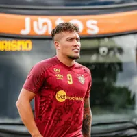 ¿Vuelve a Colo-Colo? La situación actual de Javier Parraguez tras finalizar su préstamo en Brasil