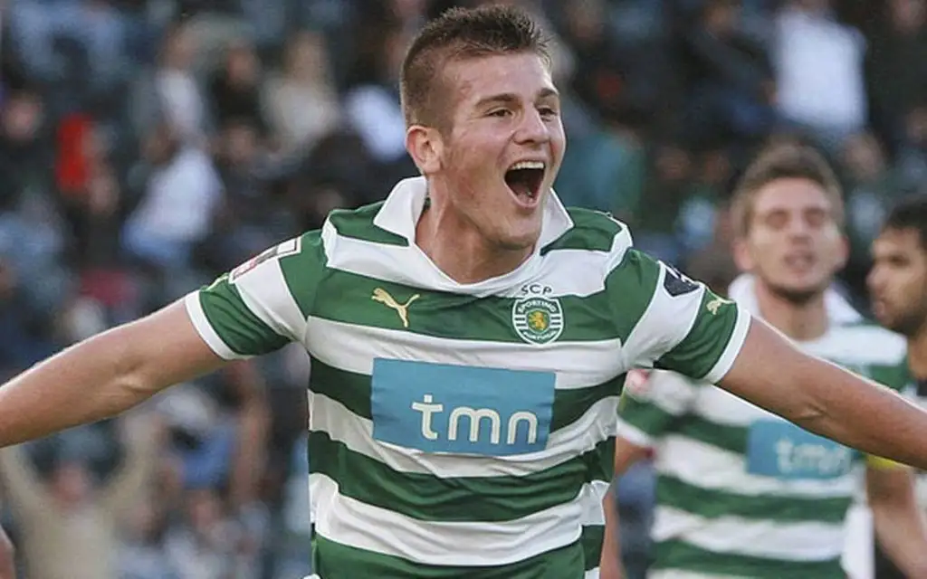 Diego Rubio jugando por el Sporting de Lisboa