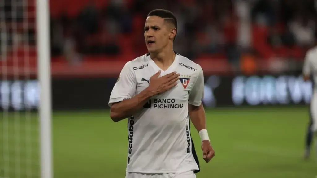 Alex Arce estuvo en la carpeta de Colo-Colo.
