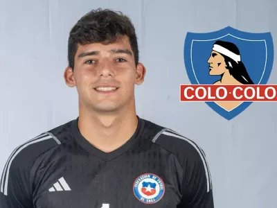 «Es un profesional»: Vicente Reyes elogia a figura de Colo-Colo y afirma que puede jugar en Inglaterra