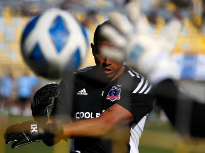 ¿Plan B? Desde Uruguay aseguran que Colo-Colo inicia contactos con un portero