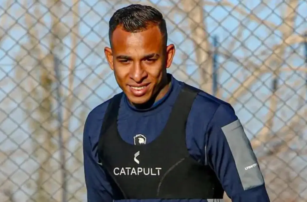Colo-Colo intentaría fichar a Sebastián Villa para cerrar su mercado de pases.