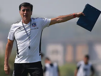 Mueve el tablero: Gustavo Quinteros no se convence y este viernes ensayó un nuevo equipo titular